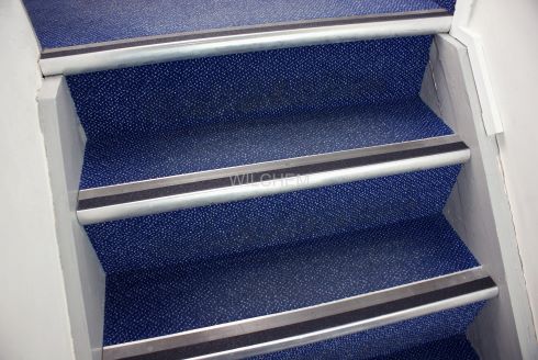 Perfect for Stair Noising. The coarser grit makes for a rougher grip tape that allows for heightened durability when exposed to the elements. Coarser surface to prevent clogging by dust and mud Suitable for construction and more heavy-duty sites Available in widths from 0.75″ to 46″