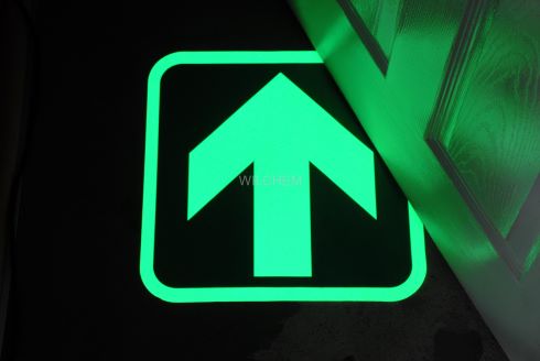 Heskins Arrow Floor Sign. They are a vivid green and white display, but as soon as the lighting is diminished, they become black with glowing white infills.